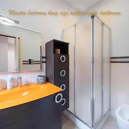 Sofisticata Esclusiva - Autentica * ミラノ